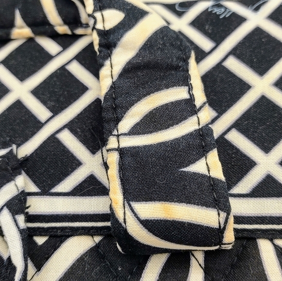 Vera Bradley Hanging Organizer "Concerto" Toiletry Bag - Picture 12 of 13